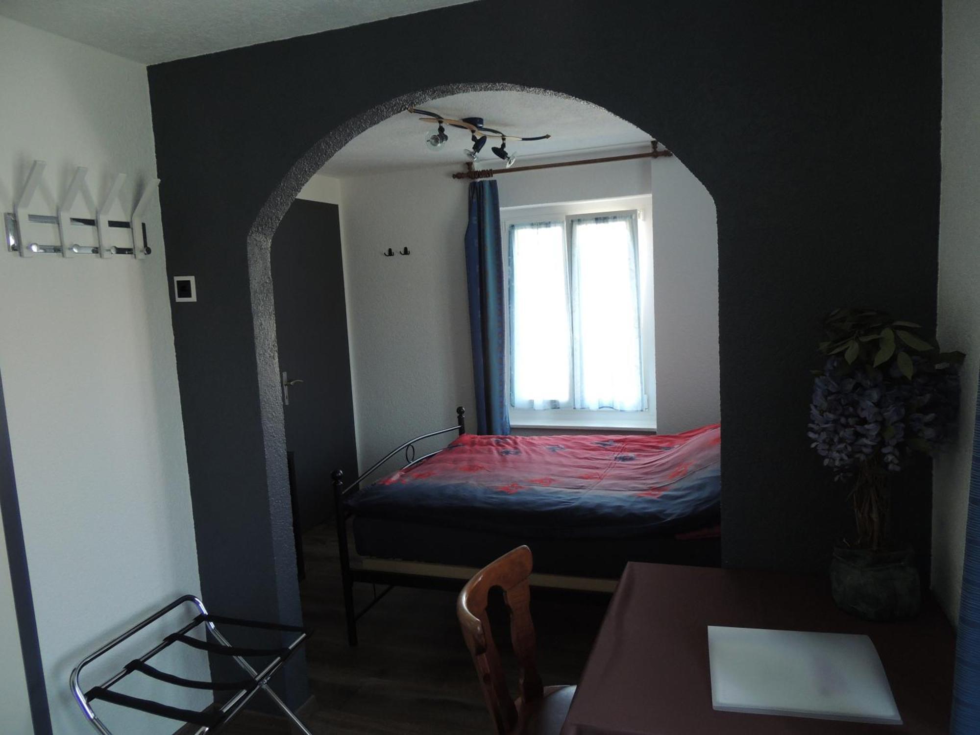 Hotel De La Gare Cousset Номер фото